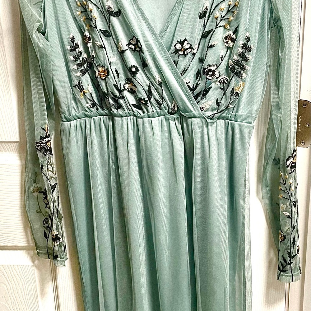Xhilaration Embroidered Boho Mesh Midi Dress Blue-Sage Cottagecore Size Medium - Picture 10 of 15